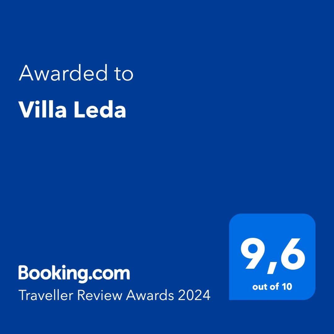 Villa Leda Karousádes 외부 사진